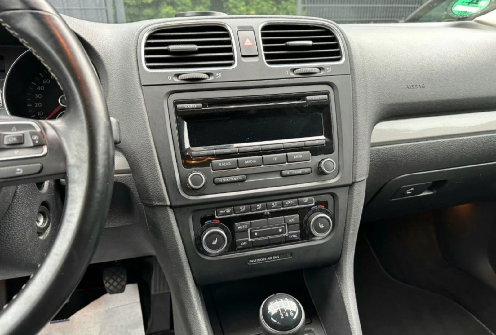 VW Golf VI Match BlueMotion 1.2TSI* 1-ви собственик* , снимка 13 - Автомобили и джипове - 55193441