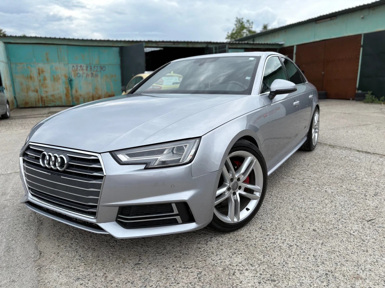 Audi A4 S Line