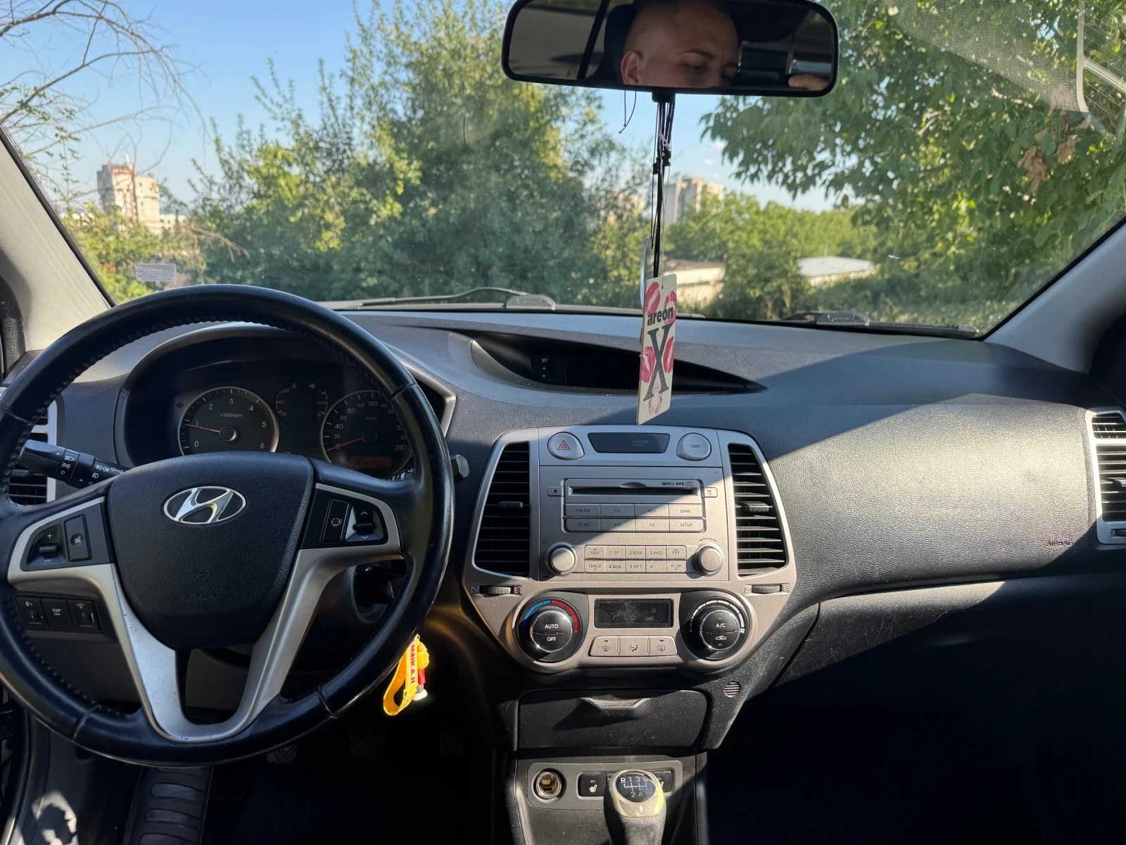 Hyundai I20 1.6 CRDi | Mobile.bg � ����������� 12