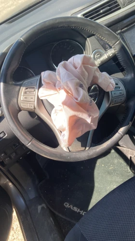 Nissan Qashqai 1.6 Dizel 131 ks 4x4 Evro 6 140000 km ORIGINAL - 4900 € / 9583.57 лв. - 67718016 3