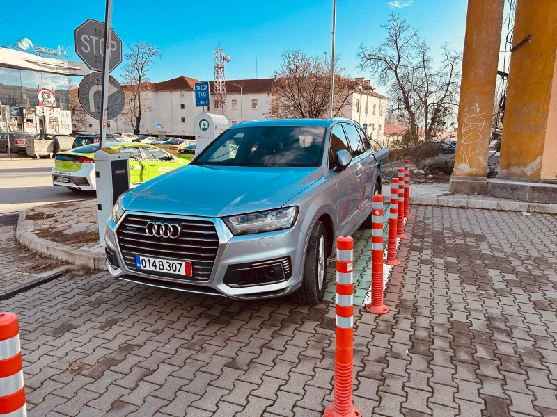 Audi Q7 3.0 TDI E-Tron , снимка 1 - Автомобили и джипове - 47391737