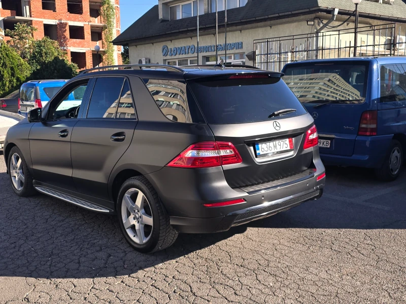 Mercedes-Benz ML 350 AMG /SWISS/СЕРВ.КНИЖКА/ПАНОРАМА!, снимка 3 - Автомобили и джипове - 47973424