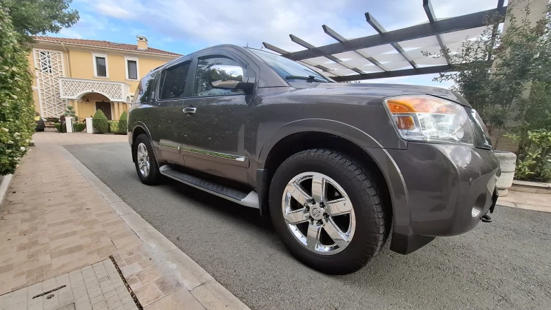 Nissan Armada Platinum 5.6 lpg, снимка 4 - Автомобили и джипове - 52312575