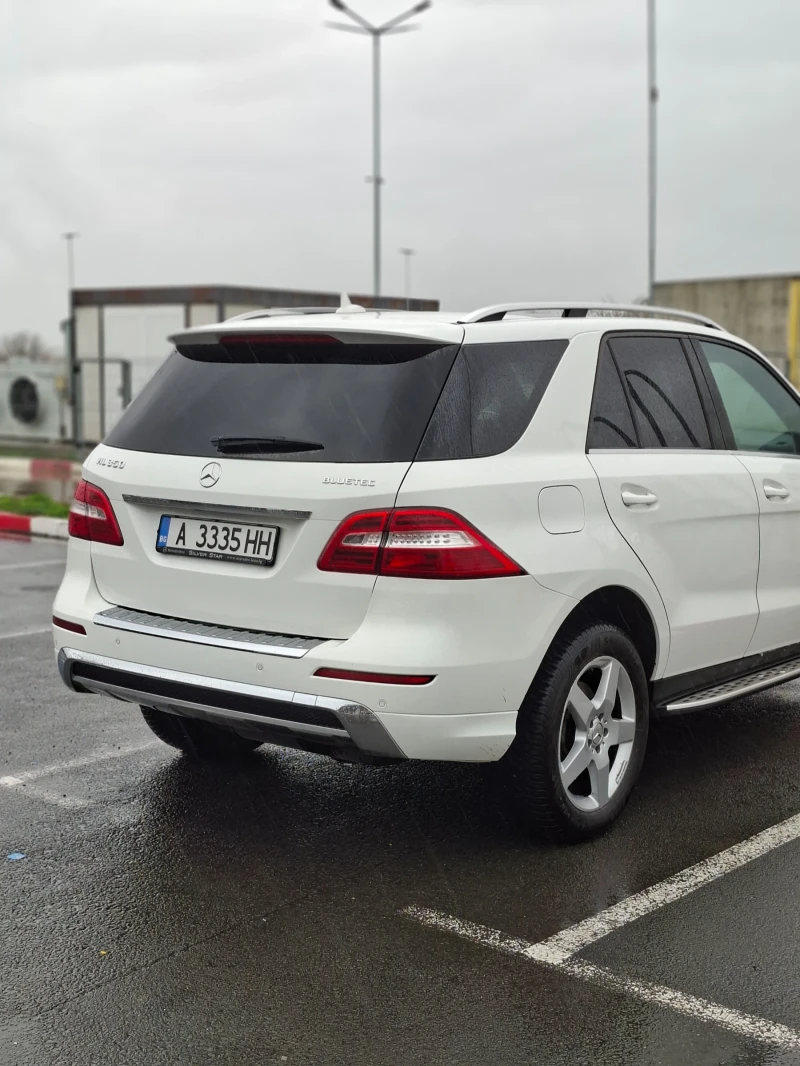 Mercedes-Benz ML 350 ML 350 BlueTEC AMG | 4MATIC| AIRMATIC| 360 | PANOR, снимка 14 - Автомобили и джипове - 52582983