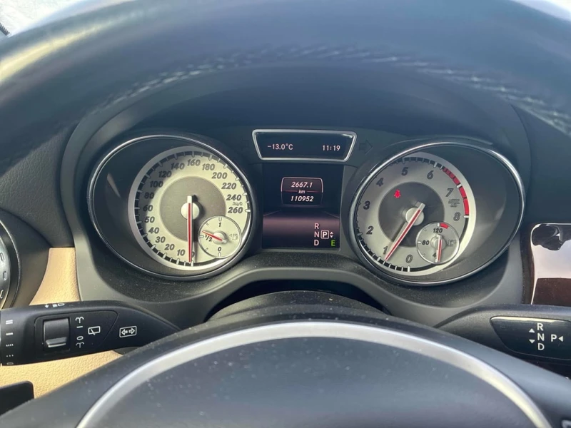 Mercedes-Benz GLA 250 2015 * CARFAX * ОТ ПРЕДСТАВИТЕЛСТВО, снимка 8 - Автомобили и джипове - 53283457