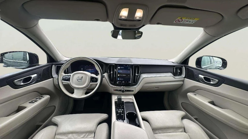 Volvo XC60 2.0L B5, снимка 8 - Автомобили и джипове - 53502160