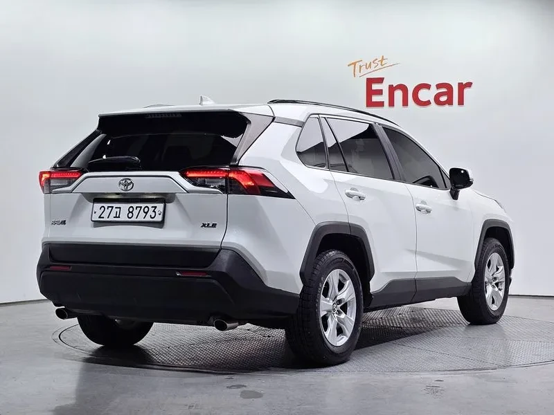 Toyota Rav4 2.5 2WD, снимка 2 - Автомобили и джипове - 55048112