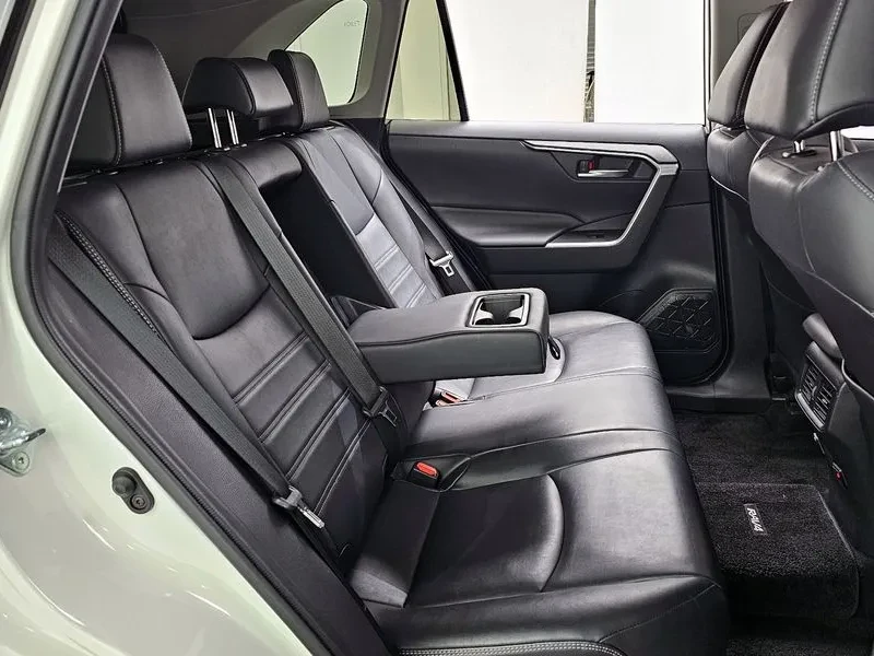 Toyota Rav4 2.5 2WD, снимка 12 - Автомобили и джипове - 55048112
