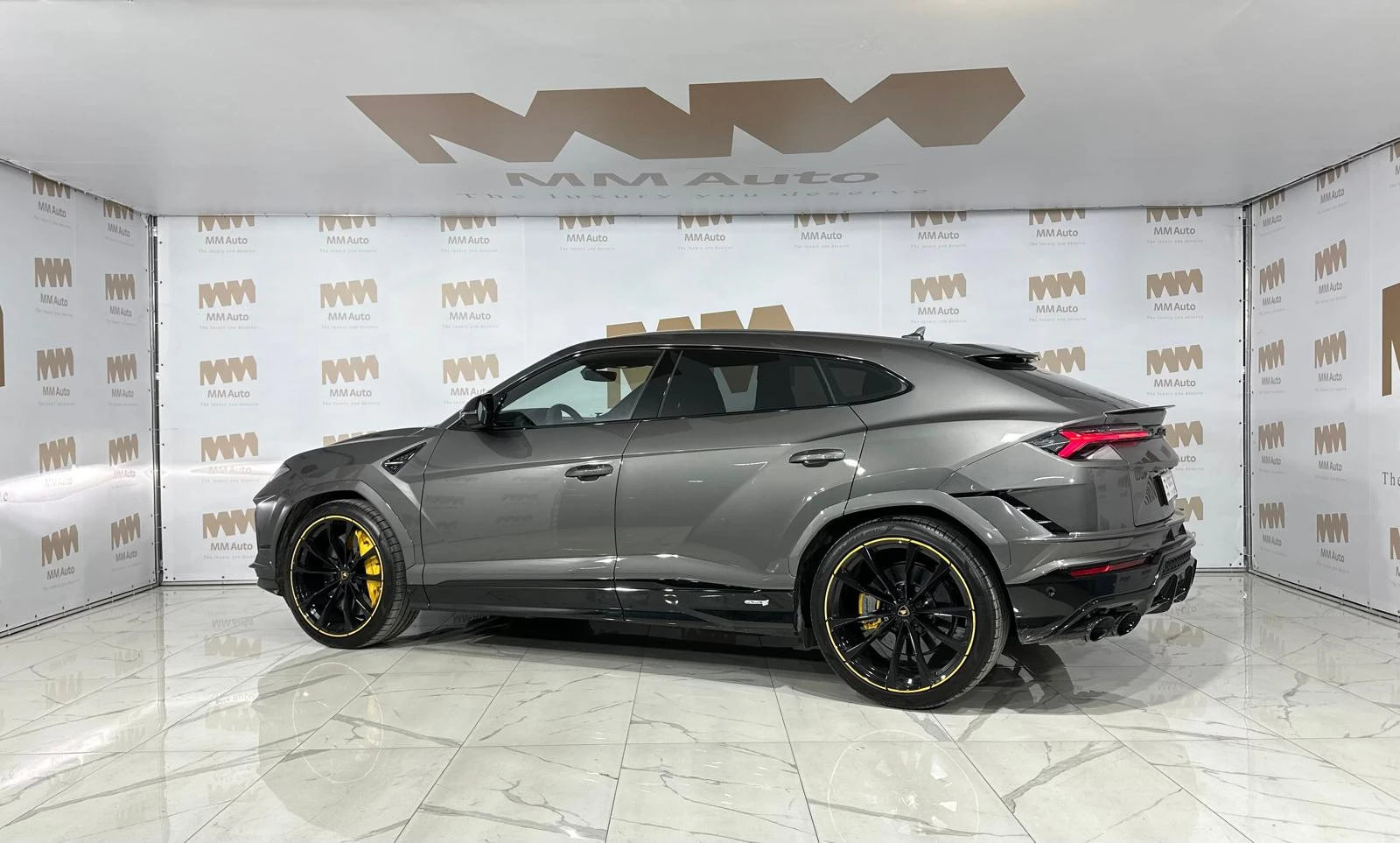 Lamborghini Urus S B&O* Ceramic* NightVision* Pano* Massage - изображение 3