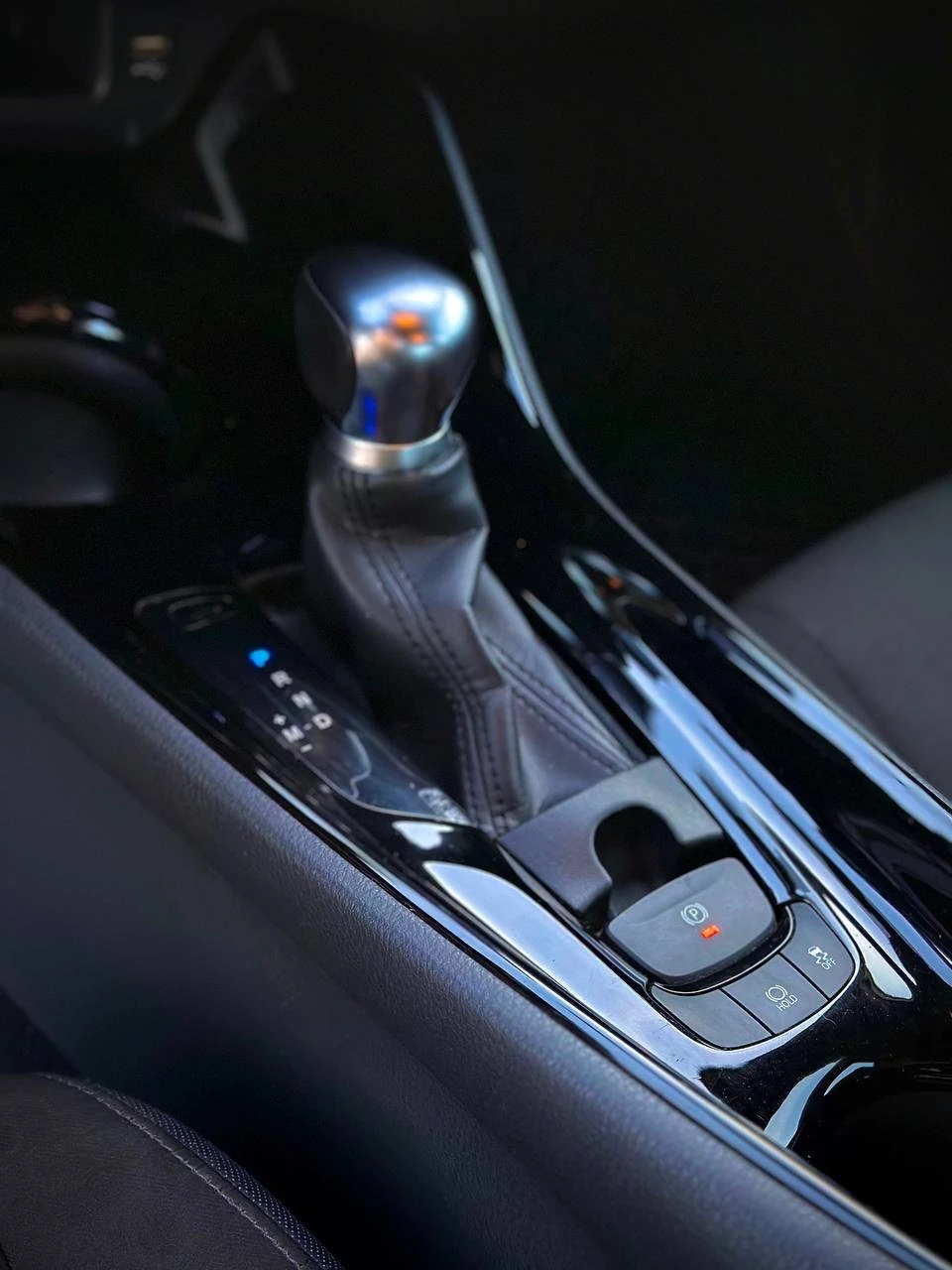 Toyota C-HR LIMITED | Mobile.bg   14