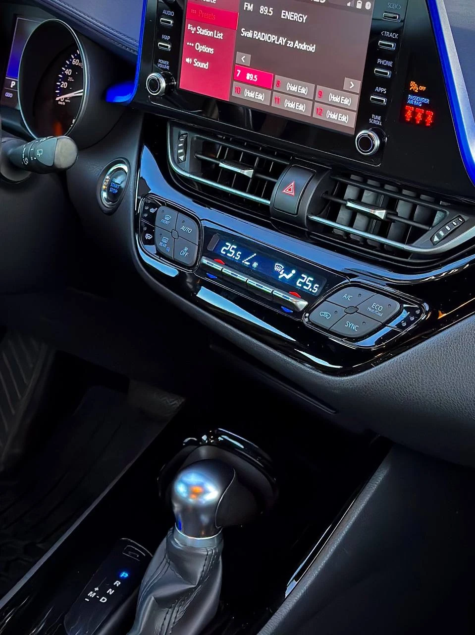 Toyota C-HR LIMITED | Mobile.bg   11