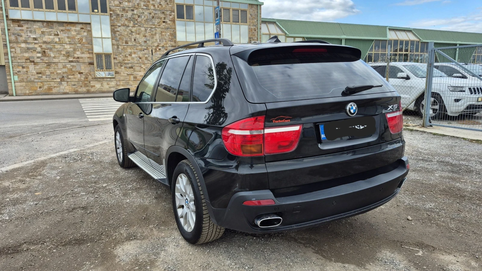 BMW X5 4.8is * 7 местен * Панорама * FULL * Swiss* БАРТЕР - изображение 3