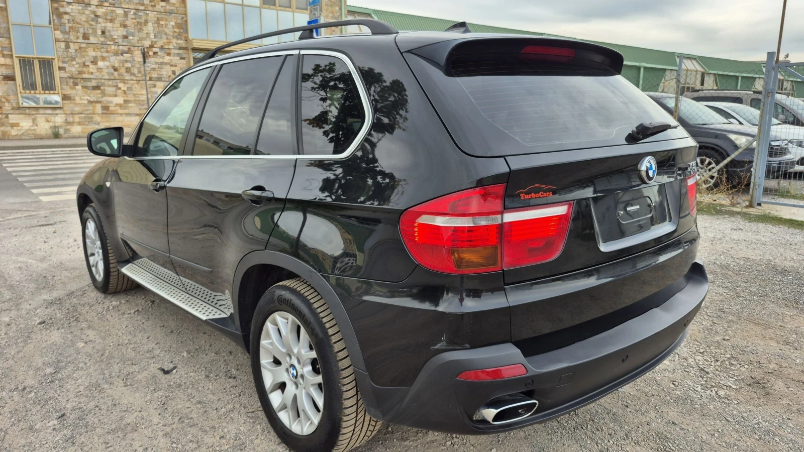 BMW X5 4.8is * 7 местен * Панорама * FULL * Swiss - изображение 2