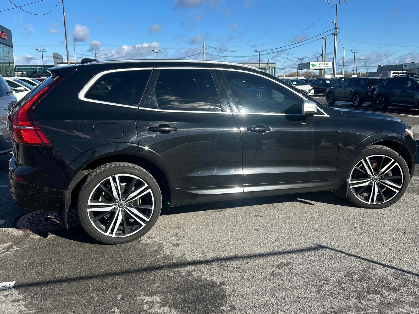 Volvo XC60 R-DESIGN * * B&W * * CARFAX * *   * *  | Mobile.bg   3