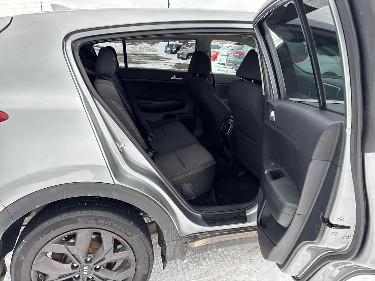 Kia Sportage * LX * CARFAX * ���� �� �� | Mobile.bg � ����������� 14