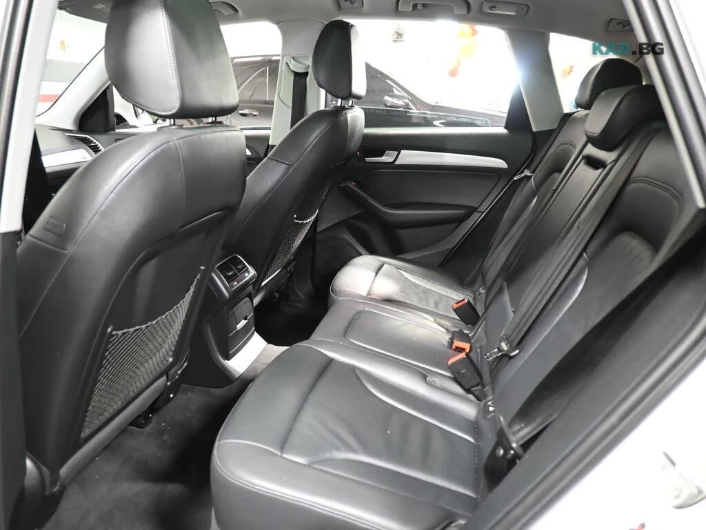 Audi Q5 quattro * Progressiv * АвтоКредит * (ЦЕНА ДО БГ), снимка 17 - Автомобили и джипове - 54918014
