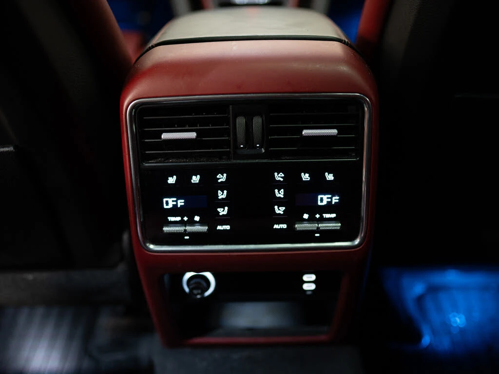 Porsche Cayenne * FULL, снимка 13 - Автомобили и джипове - 54943374