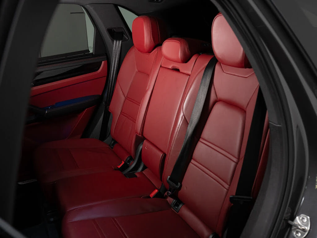Porsche Cayenne * FULL, снимка 11 - Автомобили и джипове - 54943374
