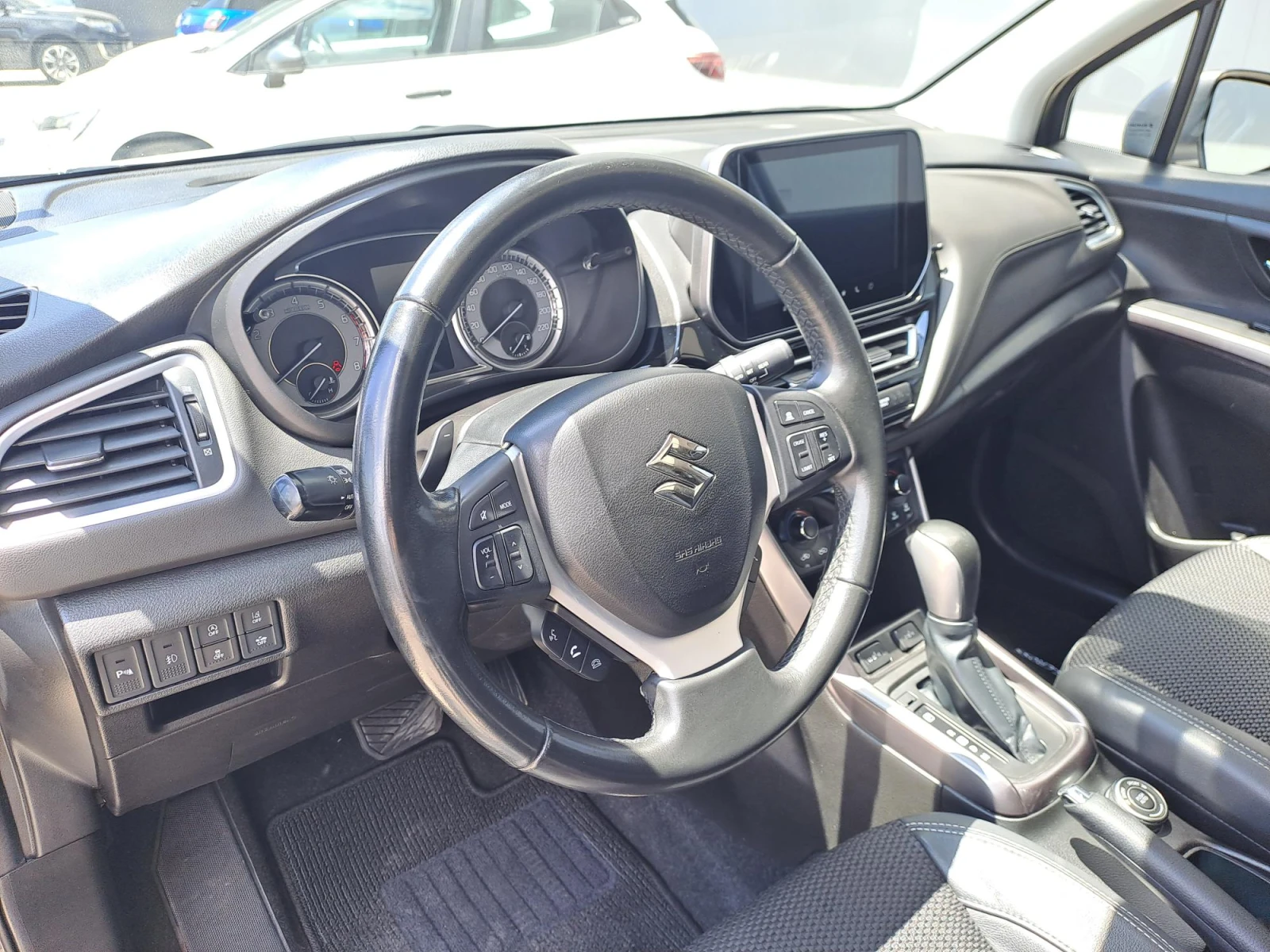 Suzuki SX4 S-Cross 1.4 GLX S/R 4X4 AUTOMATIC 360 Camera, снимка 10 - Автомобили и джипове - 55230616