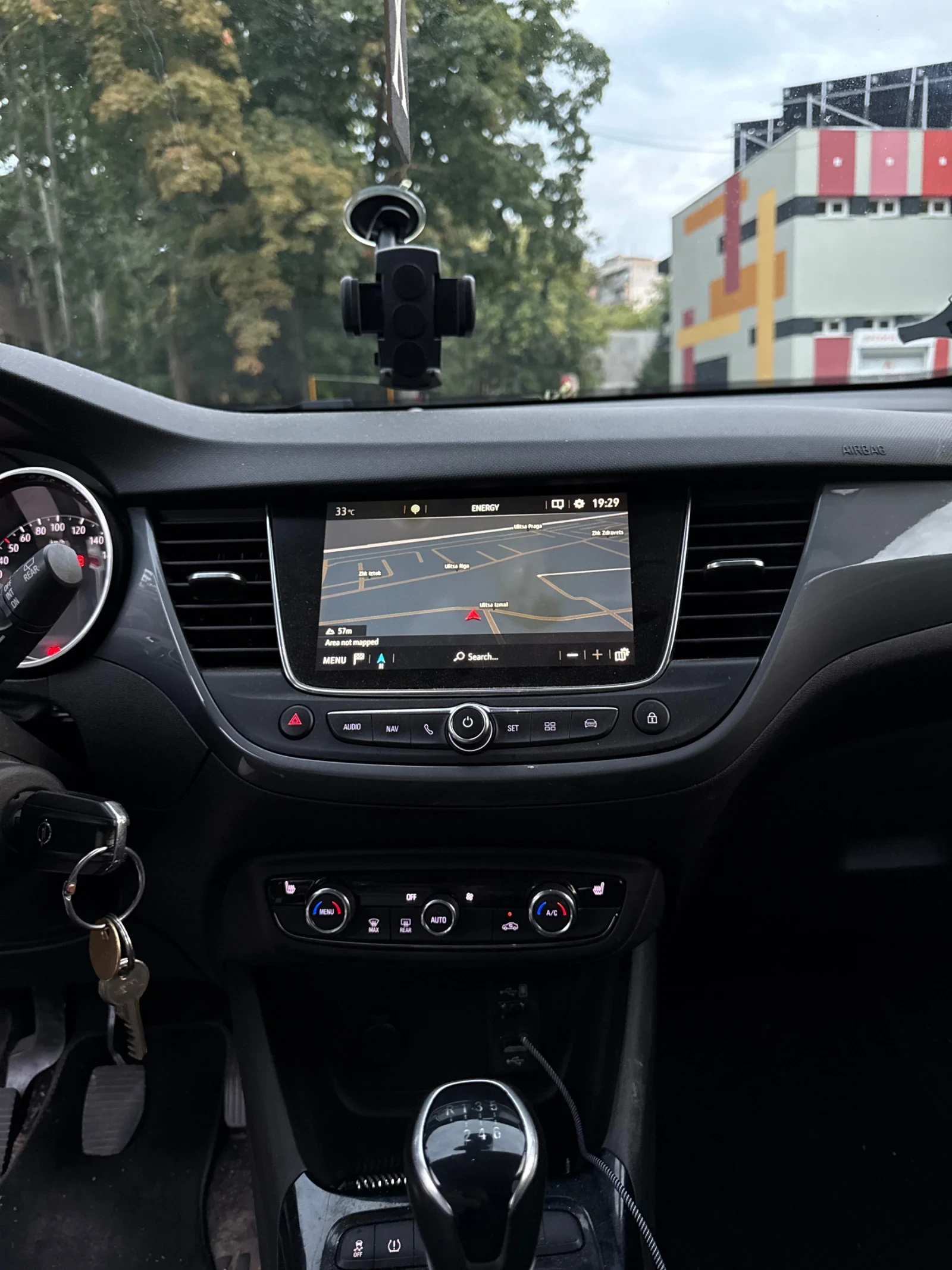 Opel Crossland X Колата е Товарна, снимка 8 - Автомобили и джипове - 55590567