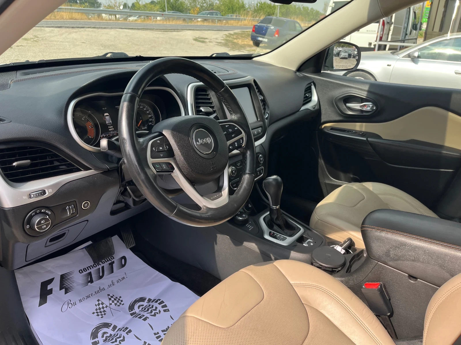Jeep Cherokee 2.2jTD-200-NAVI-ITALIA, снимка 14 - Автомобили и джипове - 56170770