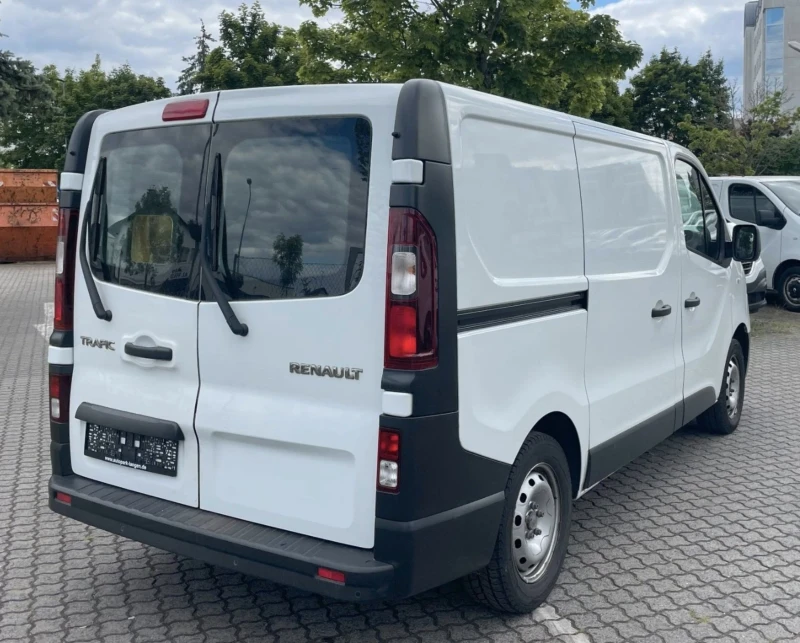 Renault Trafic 1.6 Cdti Klima Navi 94000km, снимка 4 - Бусове и автобуси - 51169279
