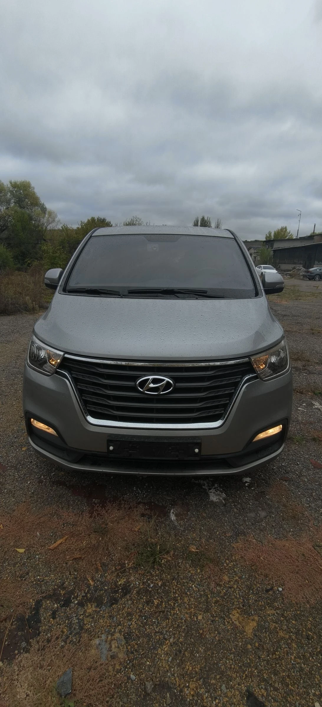 Hyundai Starex Grand Starex  8+ 1