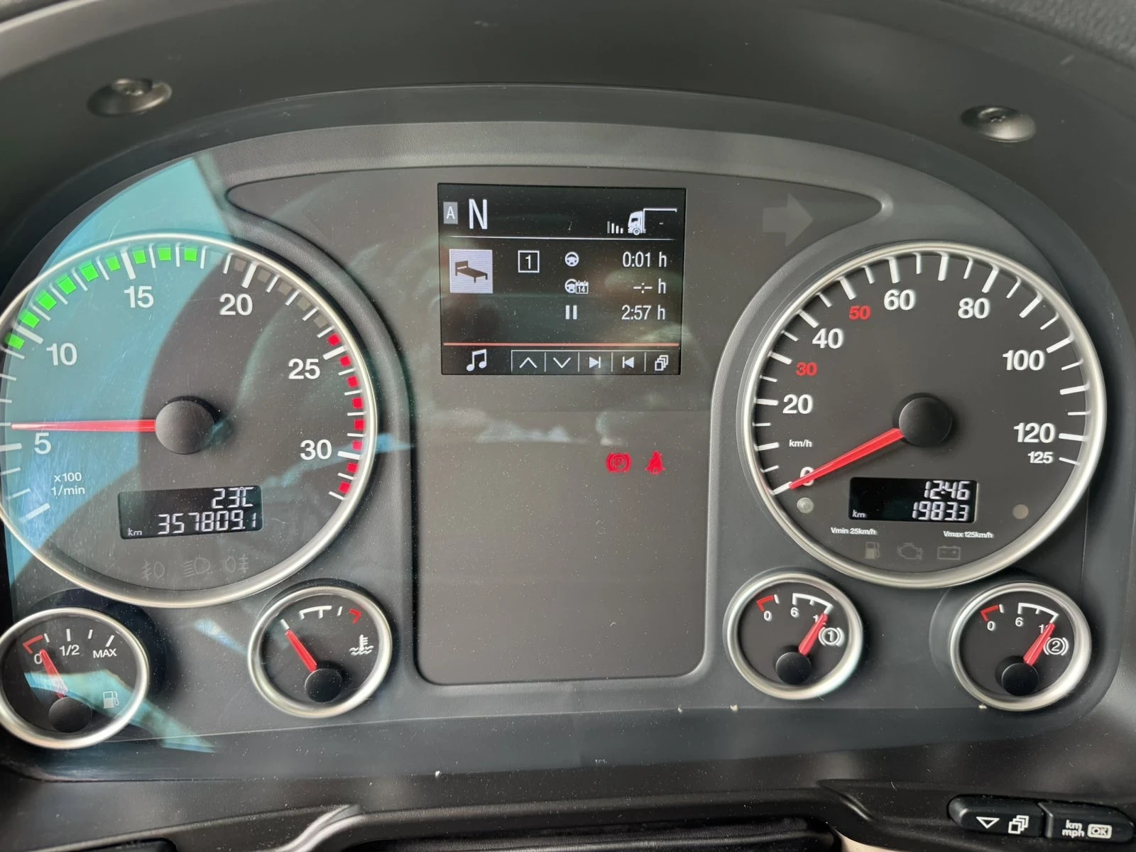 Man Tgx 357000 km | Mobile.bg   11