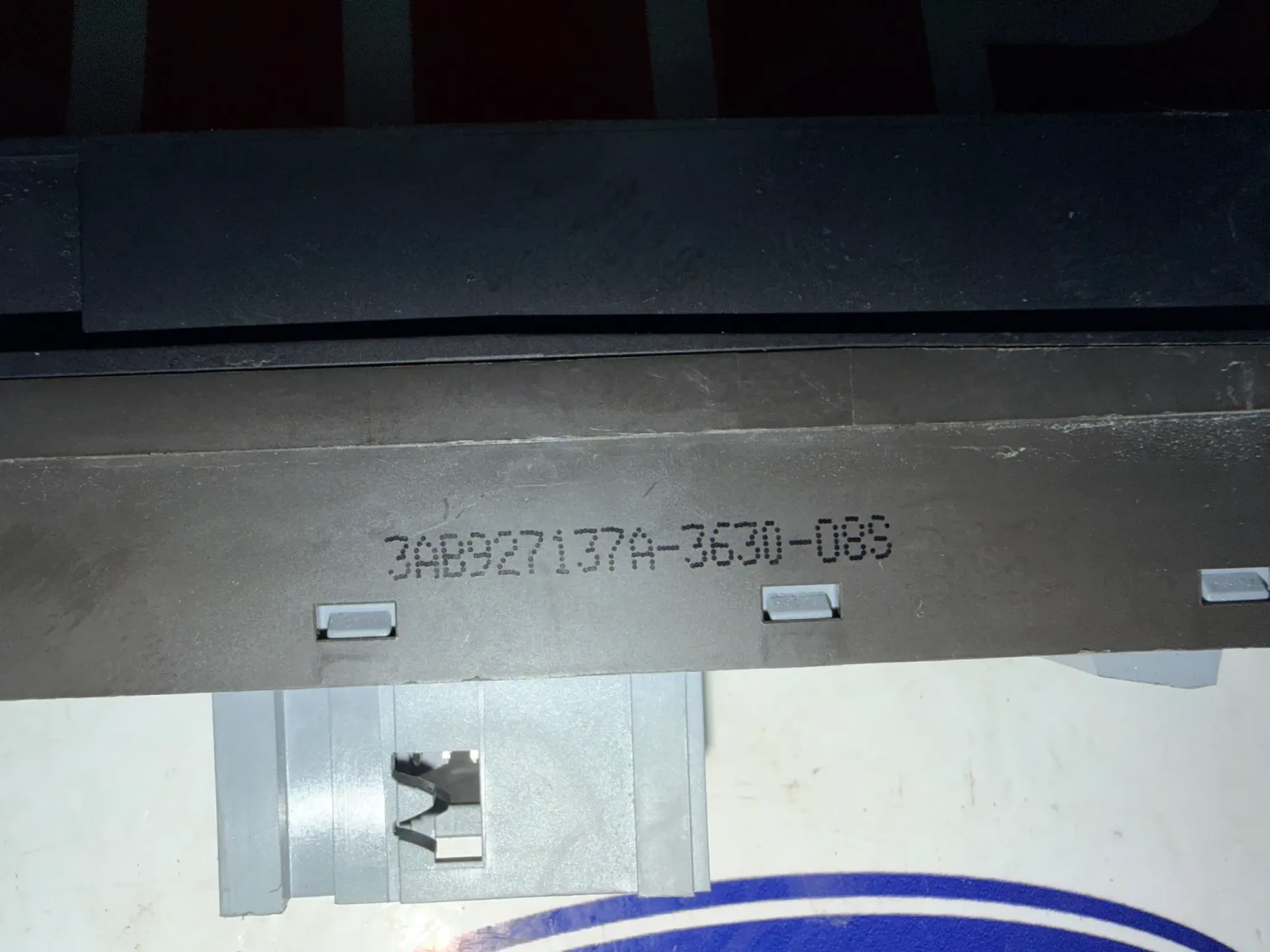 3AB927137A ����� ������� ������� � START/STOP ����� VW PASSAT B7 CC 3AB927137A | Mobile.bg � ����������� 2