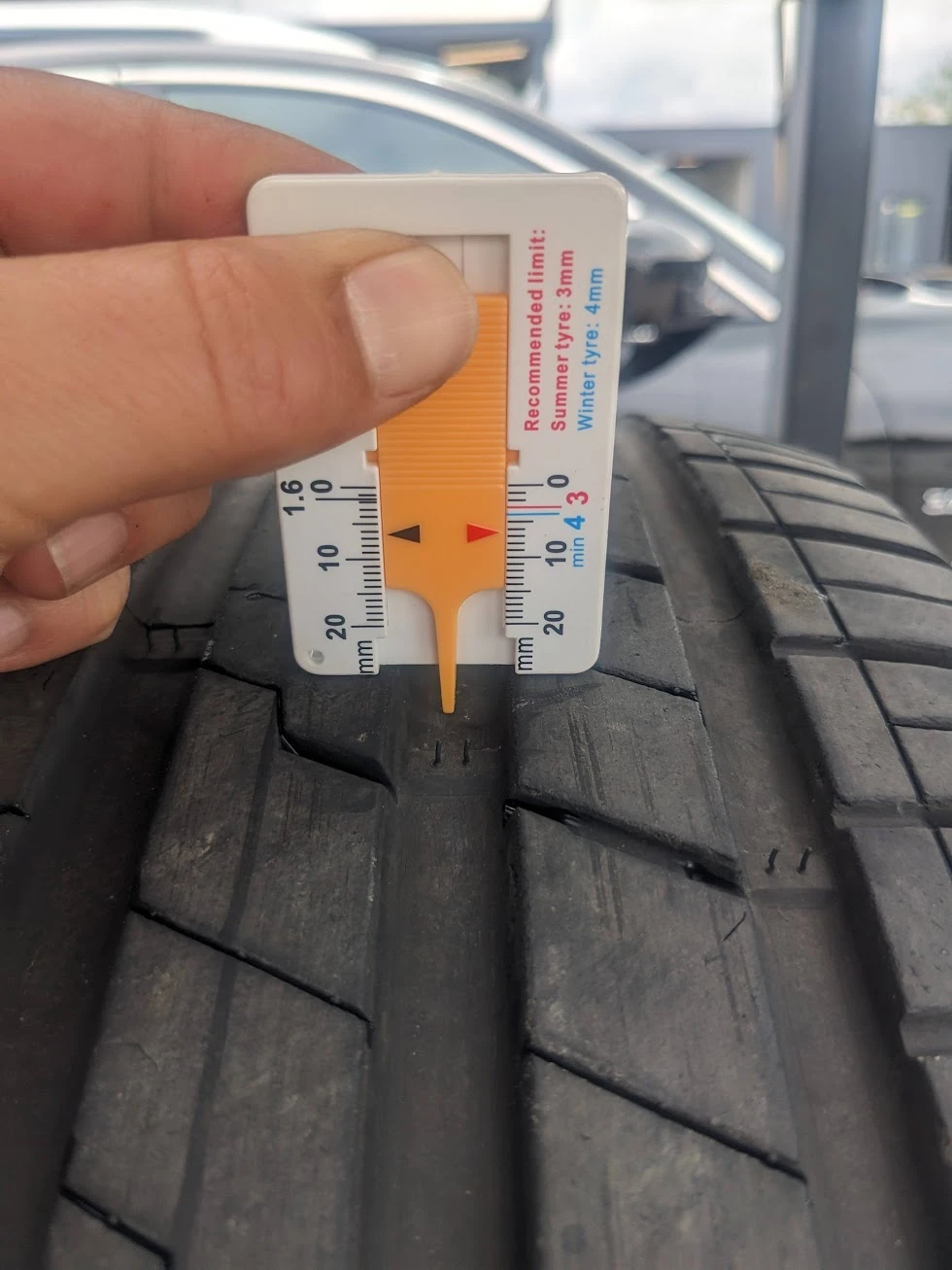 Гуми Летни 265/45R21, снимка 3 - Гуми и джанти - 54484914