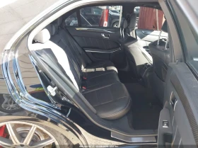 Mercedes-Benz E 63 AMG 5.5l Amg E 63 S 4Matic, снимка 8