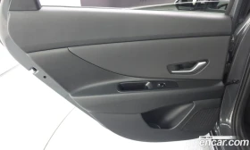 Hyundai Elantra 1.6 Smart, снимка 15