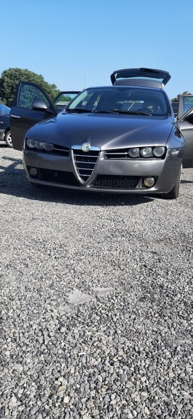 Alfa Romeo 159 sportwagon, снимка 1 - Автомобили и джипове - 44735020