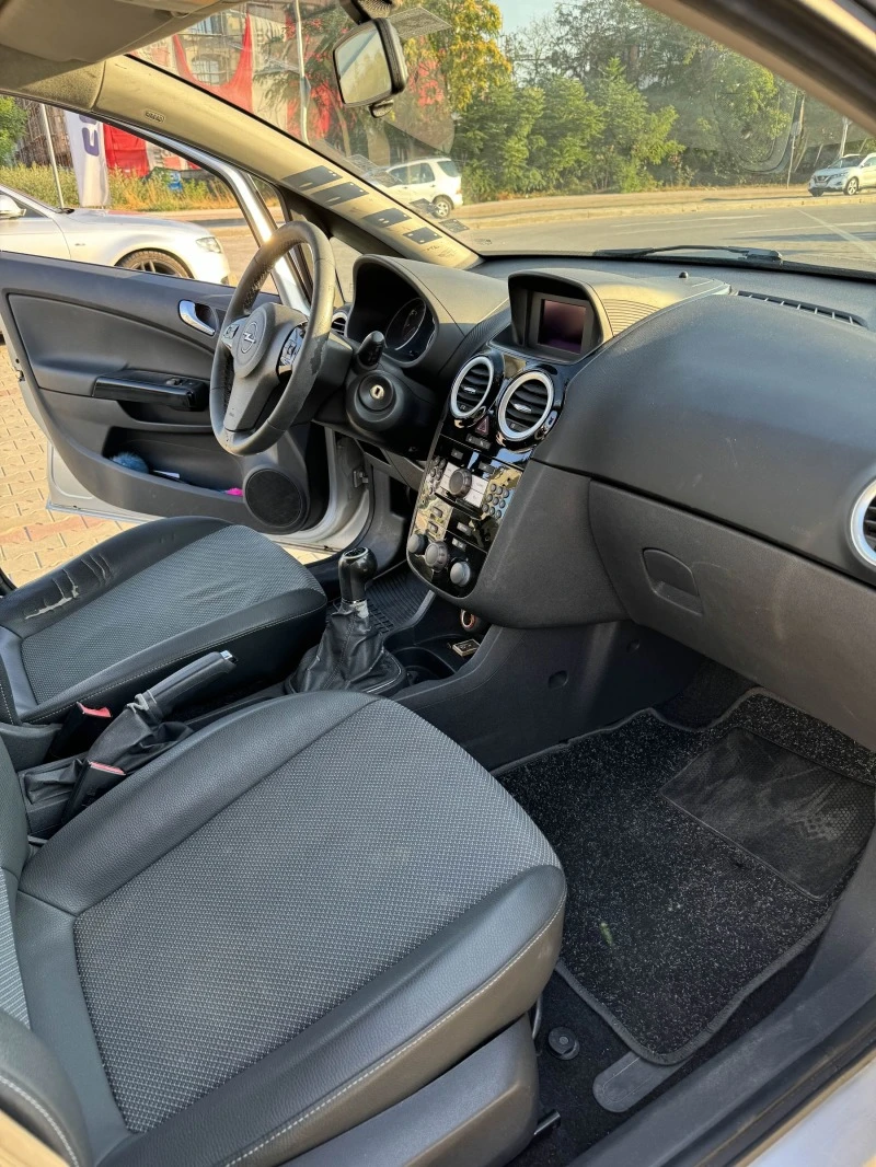 Opel Corsa 1.3cdti, снимка 10 - Автомобили и джипове - 46717124