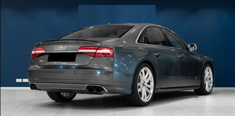 Audi S8 Plus Quattro, снимка 3 - Автомобили и джипове - 46808343