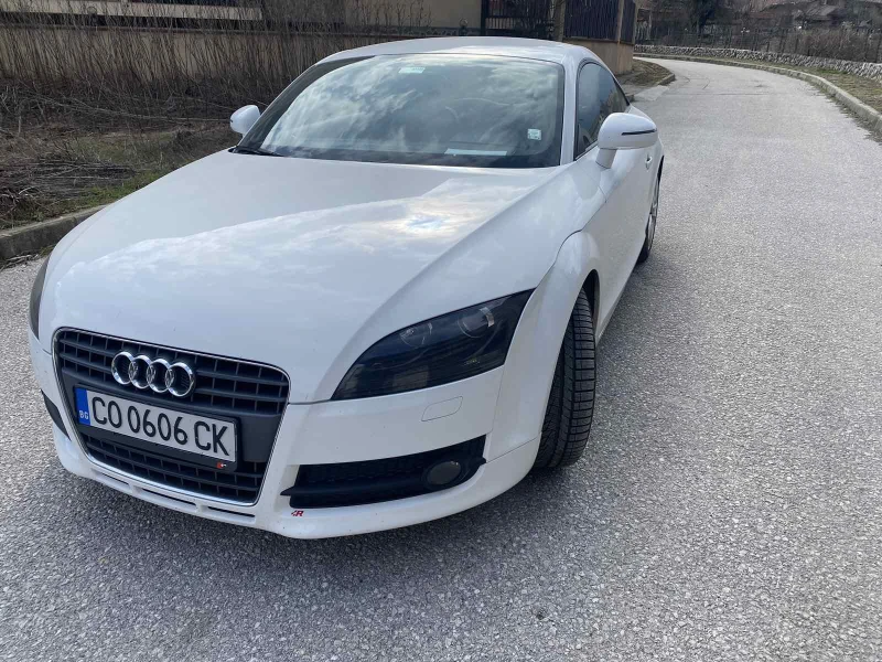 Audi Tt, снимка 1 - Автомобили и джипове - 47446444