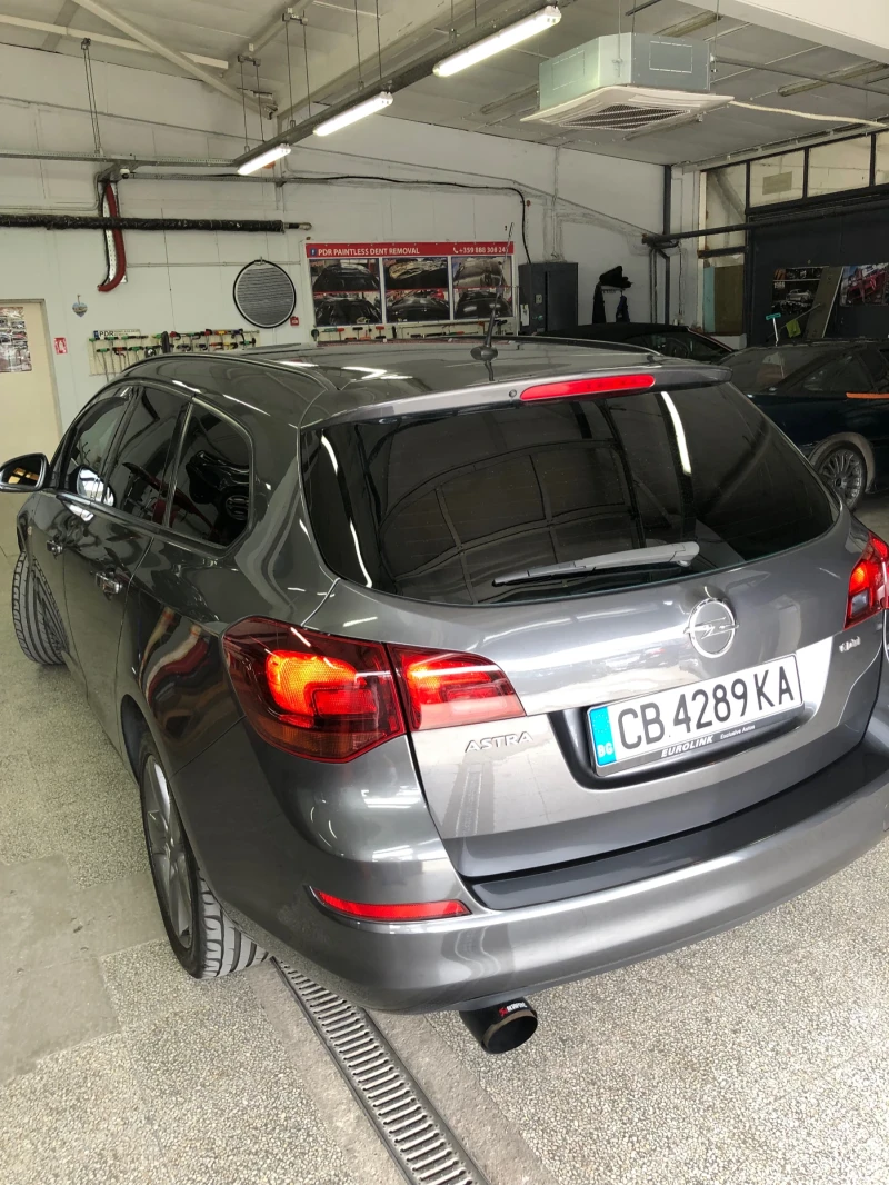 Opel Astra, снимка 3 - Автомобили и джипове - 47748695