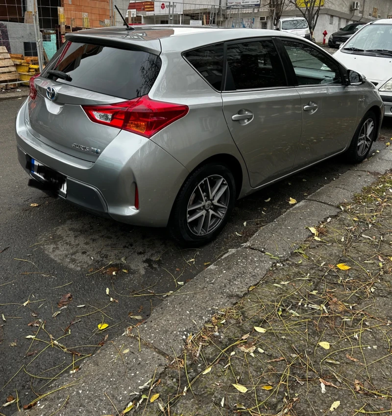 Toyota Auris, снимка 2 - Автомобили и джипове - 48268744