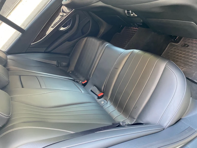 Mercedes-Benz E 220, снимка 10 - Автомобили и джипове - 52234648