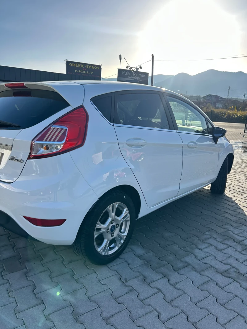 Ford Fiesta, снимка 5 - Автомобили и джипове - 52438446