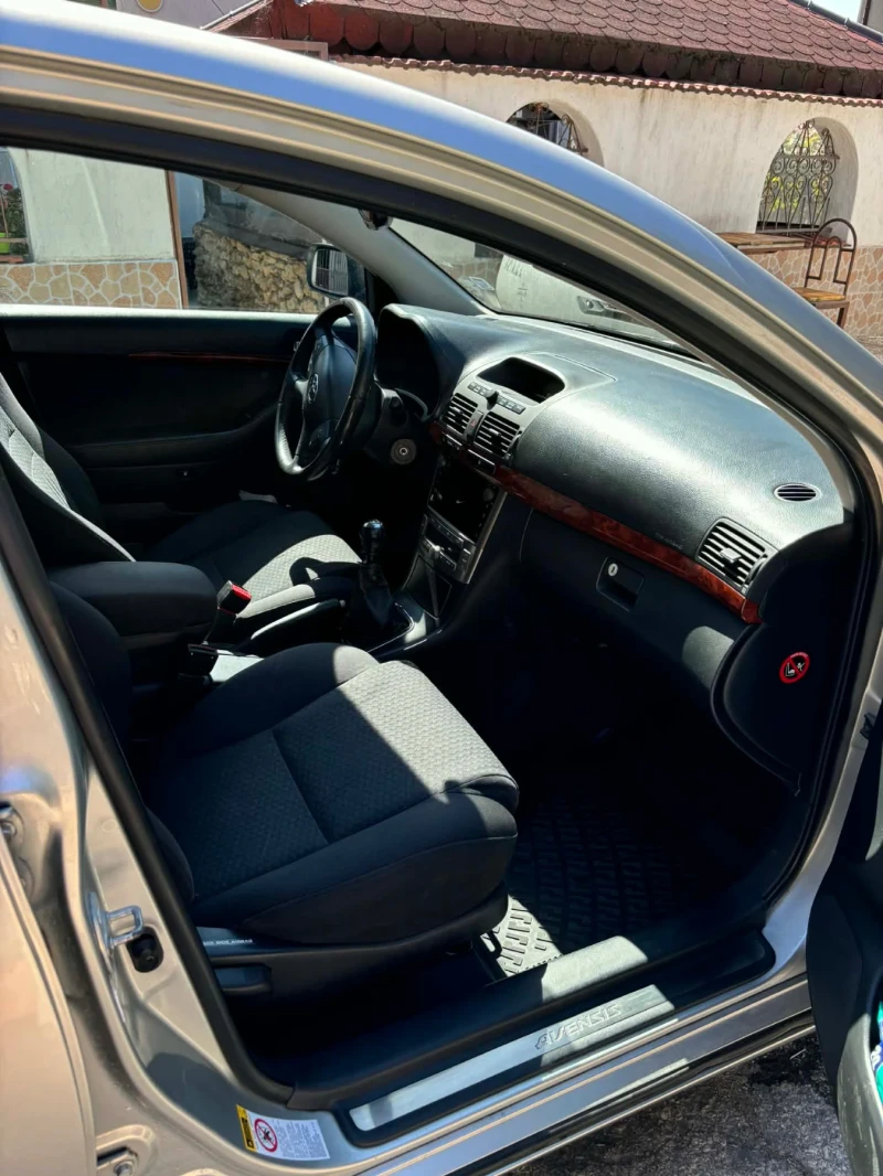 Toyota Avensis D4D , снимка 5 - Автомобили и джипове - 53162860