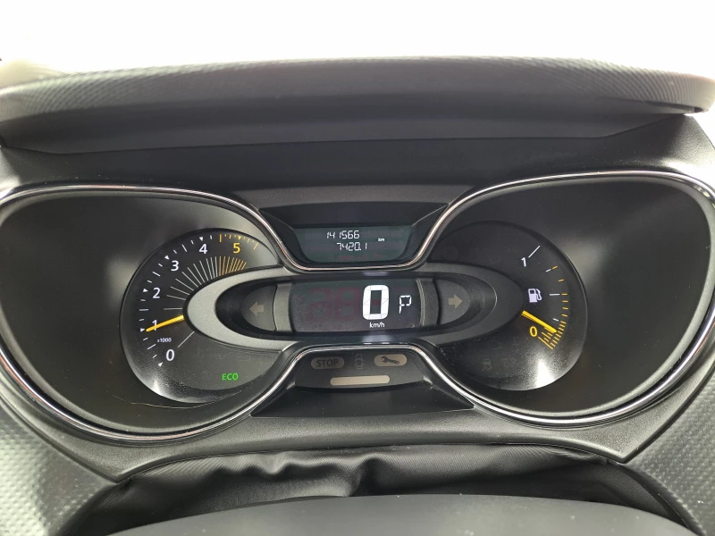 Renault Captur  R-link 1.5dCI-90-AUTO-NAVI-камера, снимка 15 - Автомобили и джипове - 53179036