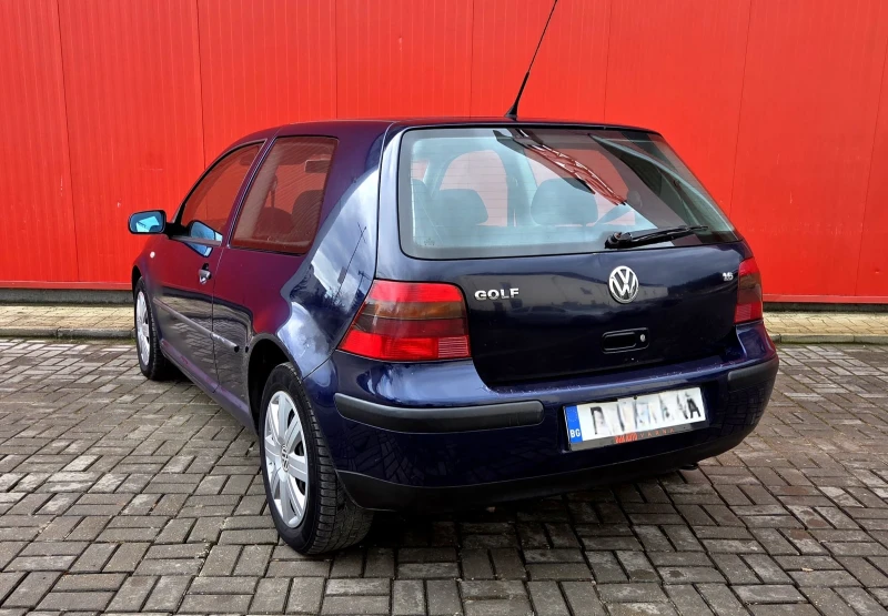 VW Golf 1.6i Регистриран, снимка 4 - Автомобили и джипове - 53274477