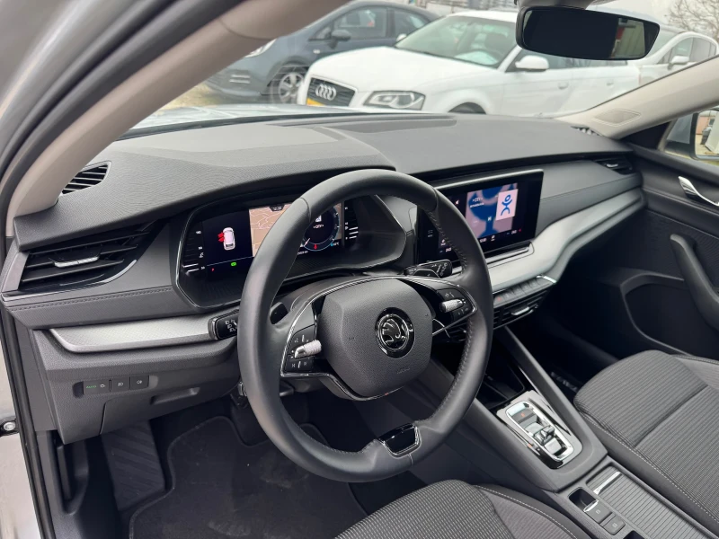 Skoda Octavia 2.0TDI DSG 125000km, снимка 11 - Автомобили и джипове - 53417131