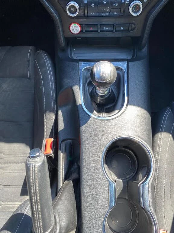 Ford Mustang EcoBoost* Coupe* АвтоКредит* (ЦЕНА ДО БГ), снимка 13 - Автомобили и джипове - 53181505