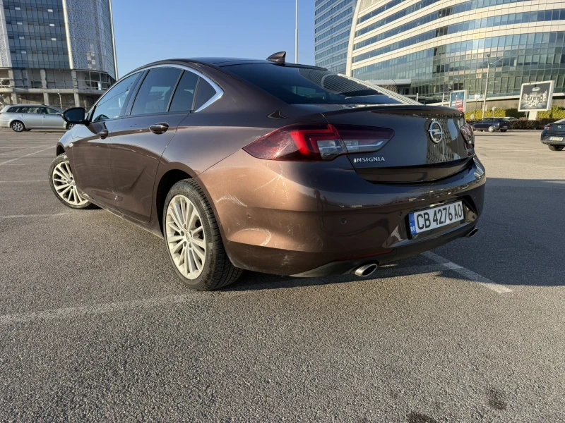 Opel Insignia, снимка 4 - Автомобили и джипове - 54506025