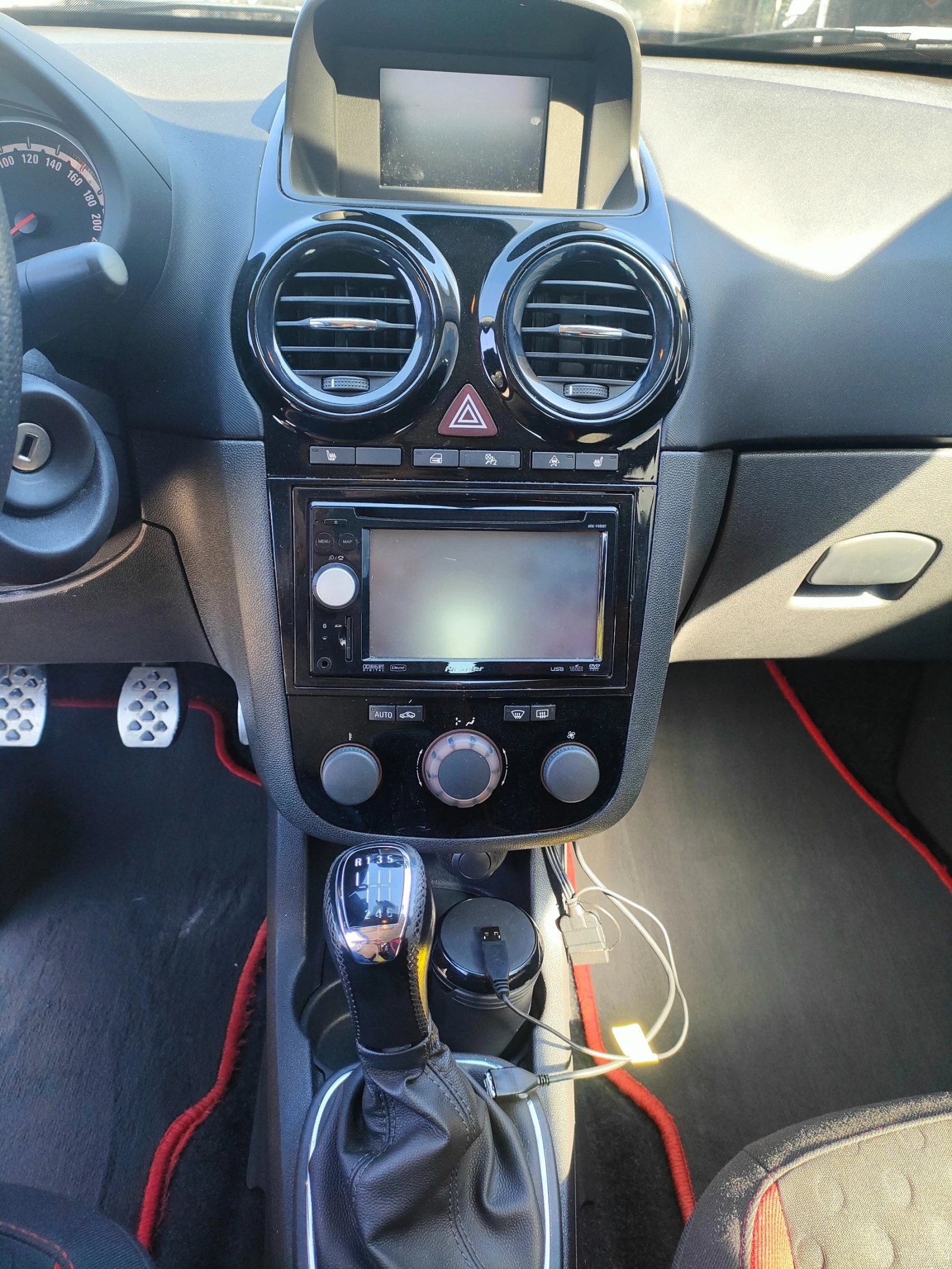 Opel Corsa 1.6 GSI | Mobile.bg — изображение 11