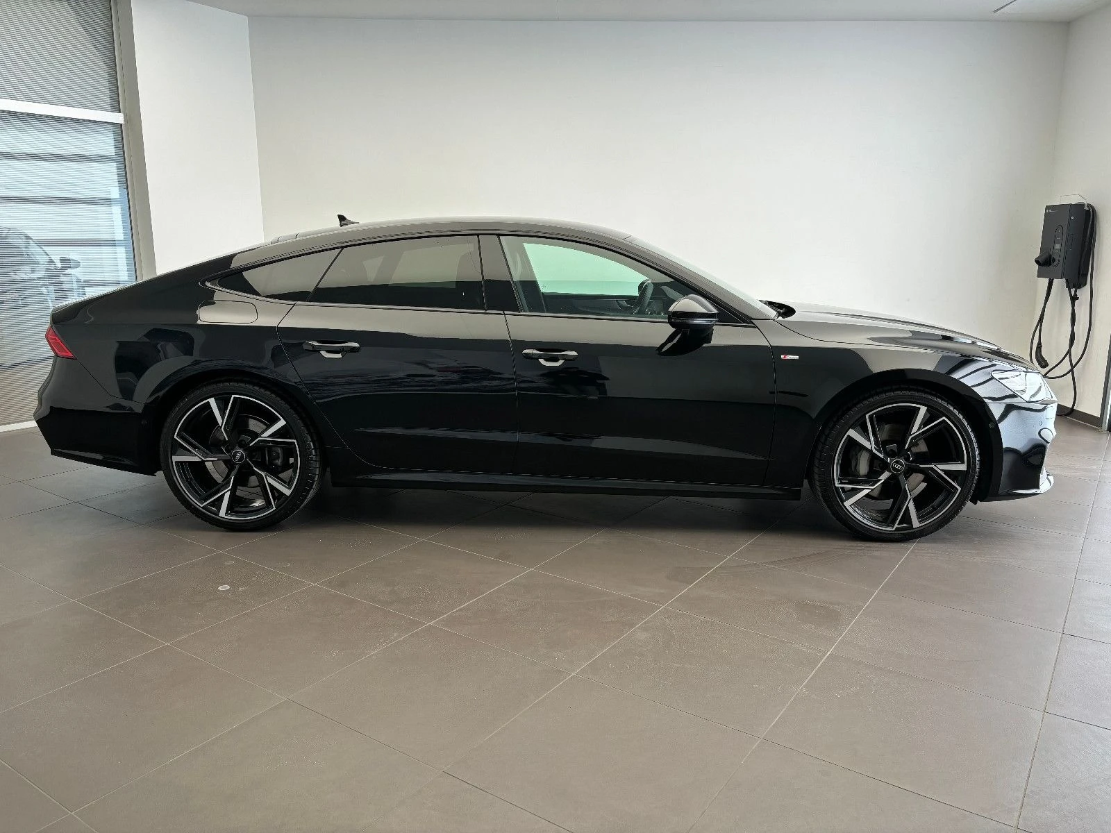 Audi A7 50 TDI quattro - изображение 3