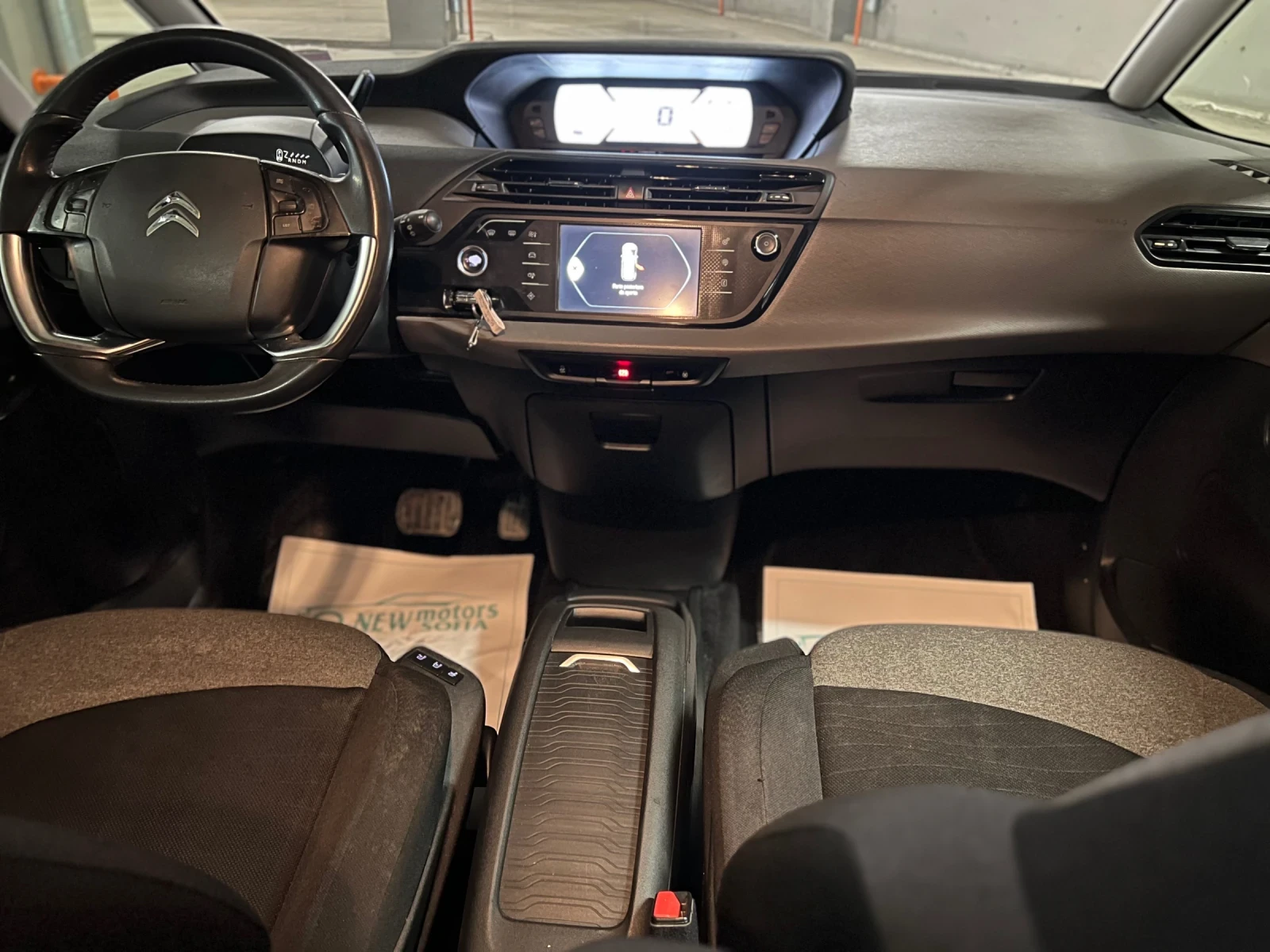 Citroen Grand C4 Picasso 1.6HDI 7места лизинг през Уникредит по 290 лева  - изображение 9