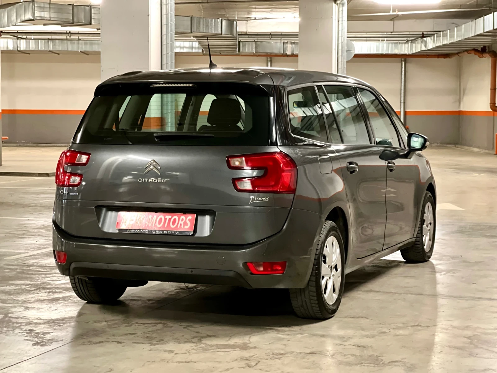 Citroen Grand C4 Picasso 1.6HDI 7места лизинг през Уникредит по 290 лева  - изображение 4